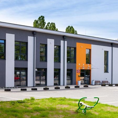 Hostel Montessori Gdansk Exterior photo