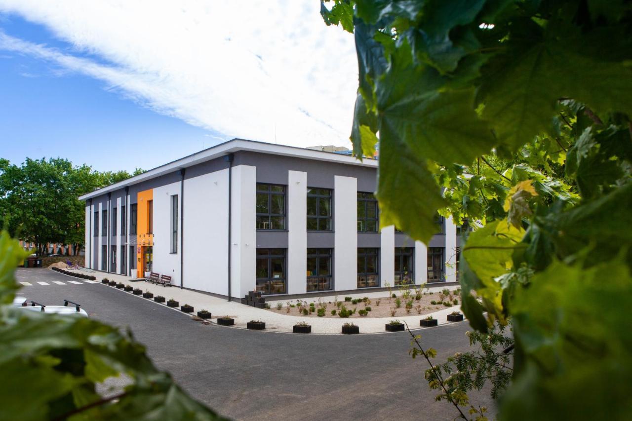Hostel Montessori Gdansk Exterior photo