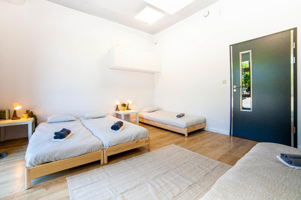 Hostel Montessori Gdansk Exterior photo